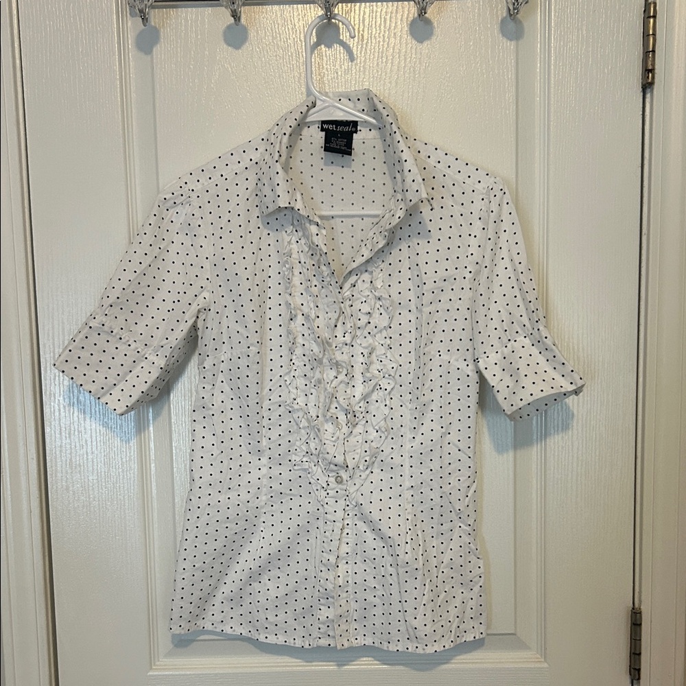 Wet Seal White Polka Dot Ruffle Front Blouse - Picture 1 of 5